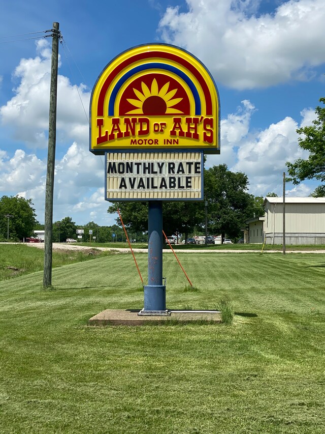Land of AH's Erie KS Hwy 59 photo 3