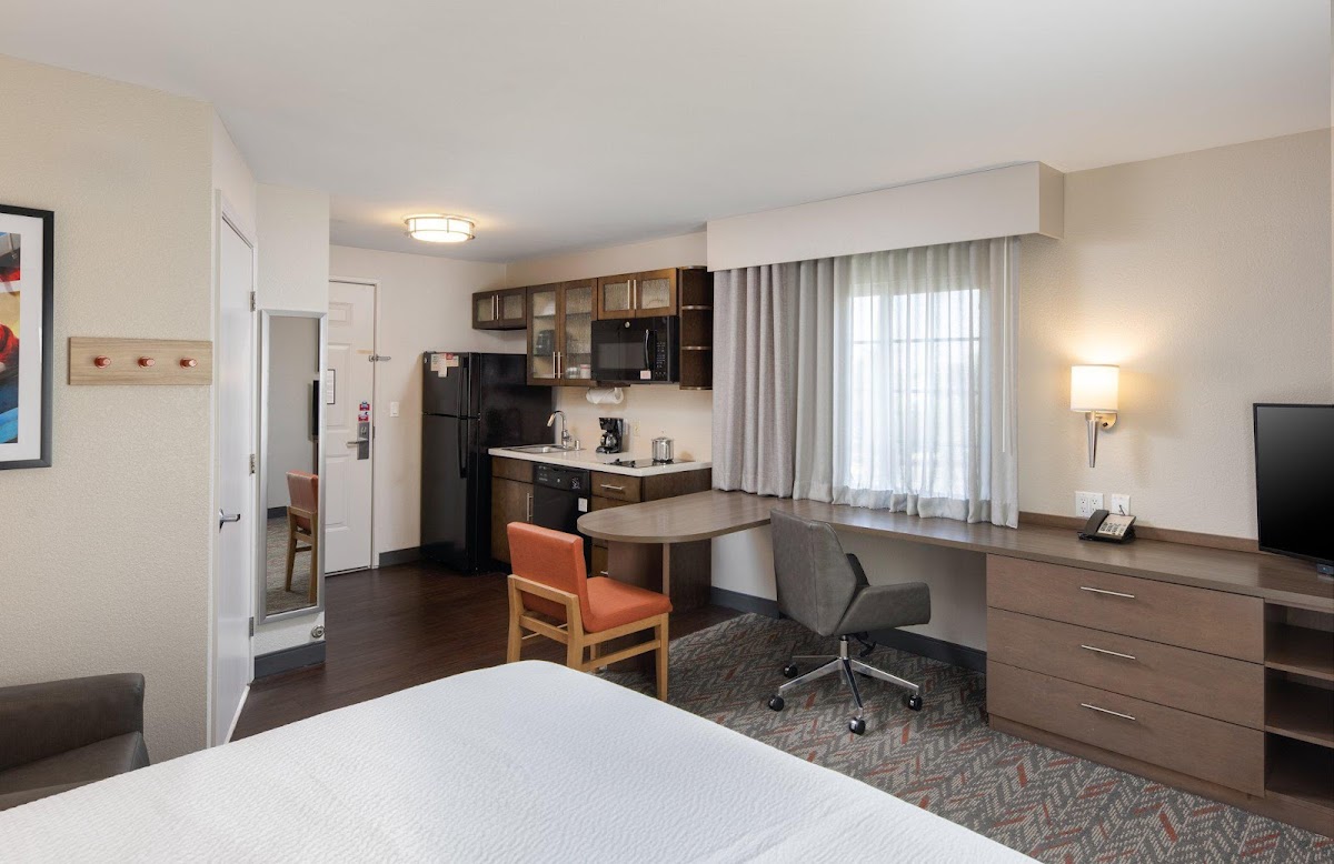 Candlewood Suites Anaheim - Resort Area by IHG photo 3