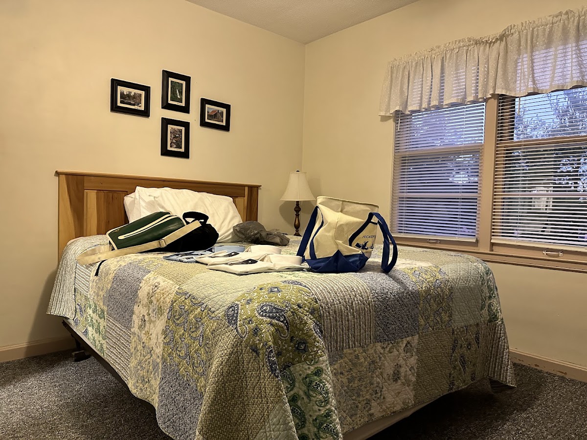 Three Sisters Sunset Inn photo 2
