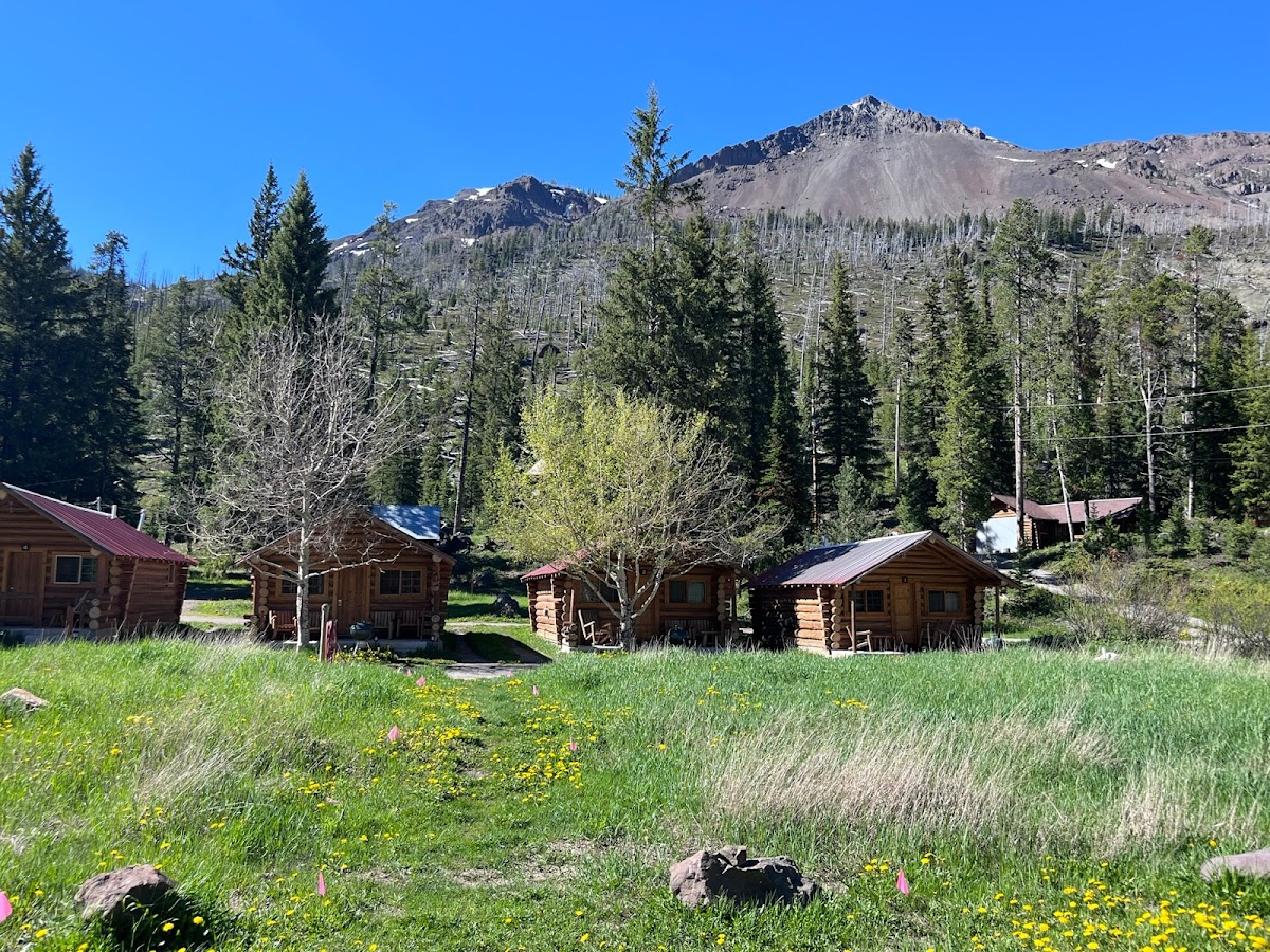 Silver Gate Lodging