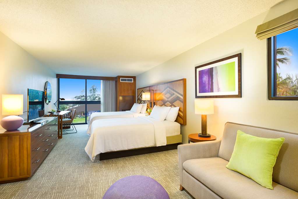 Hilton Garden Inn Kauai Wailua Bay photo 2