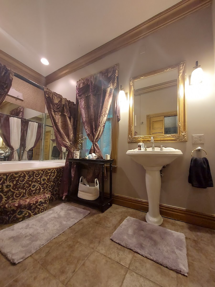 Peabody House Historic Inn photo 3