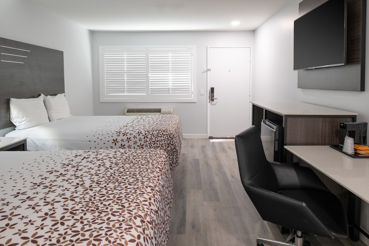 Beach Inn - A Huntington Beach Motel photo 2