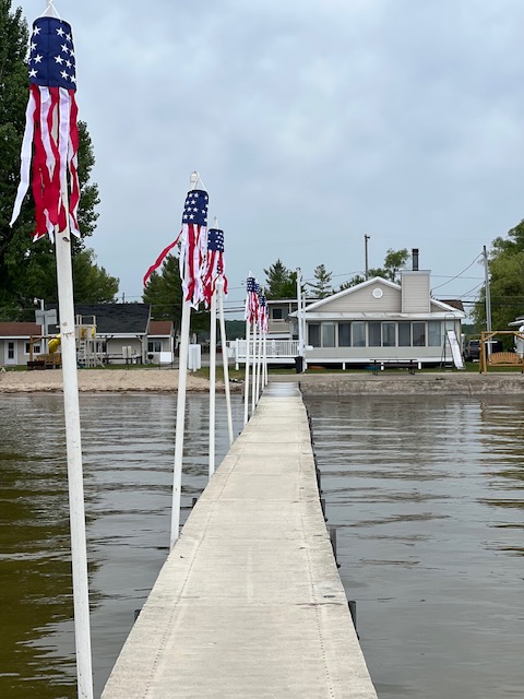 Poplars Lake Life Resort