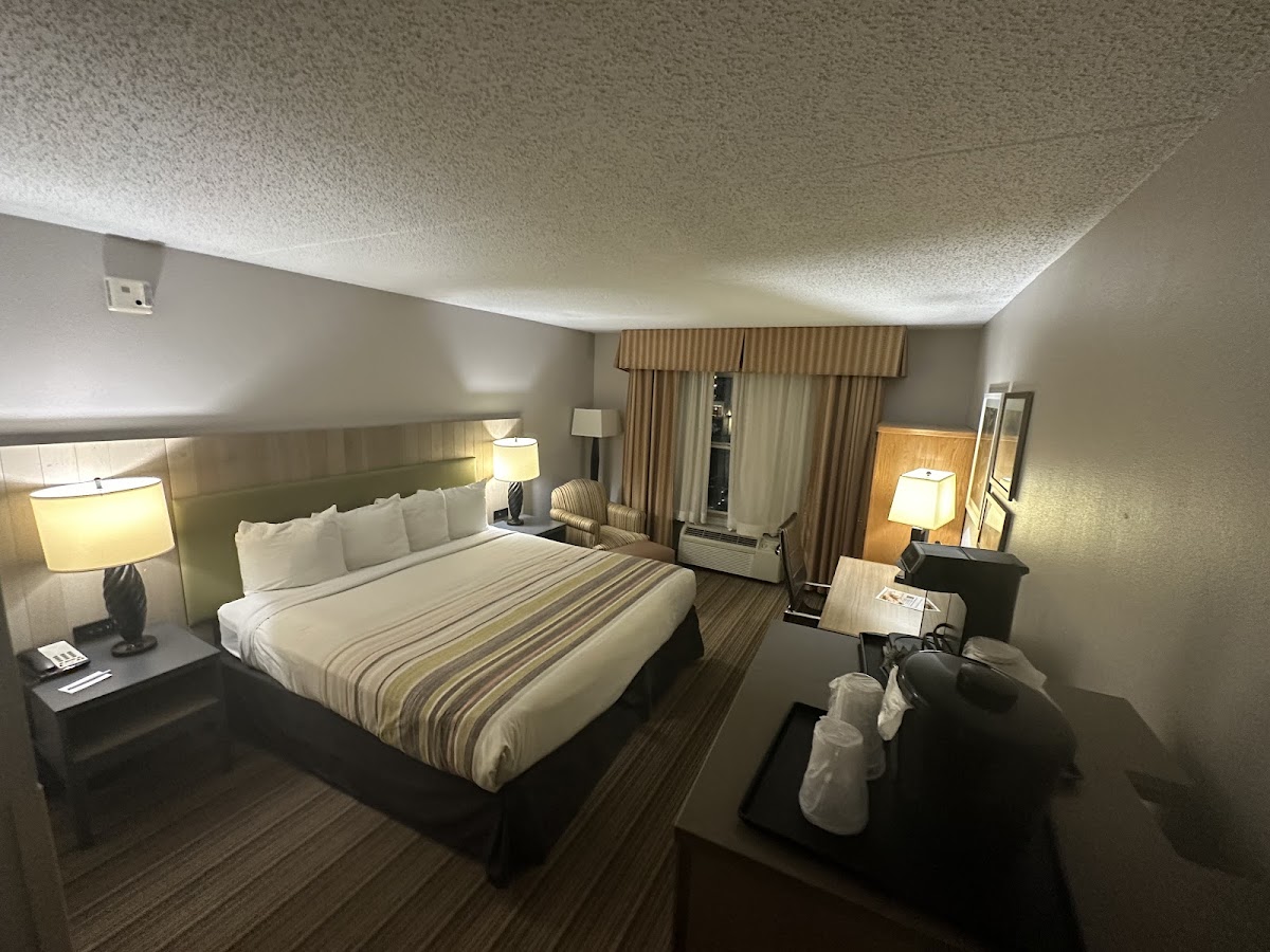 Country Inn & Suites by Radisson, Clarksville, TN photo 2