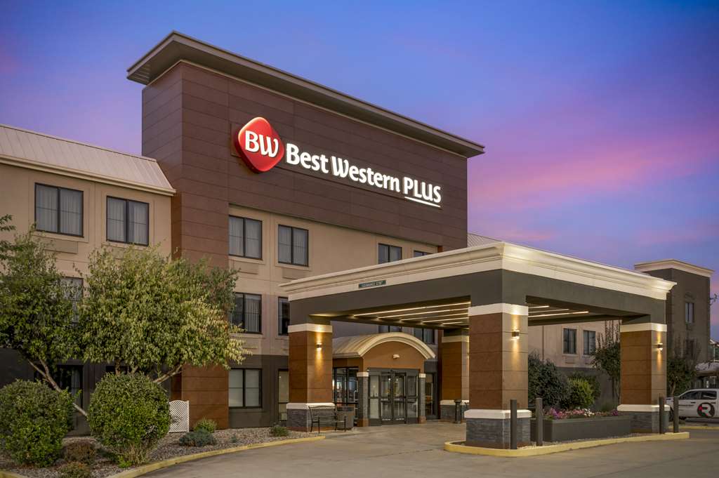 Best Western Plus Lafayette Hotel University Area