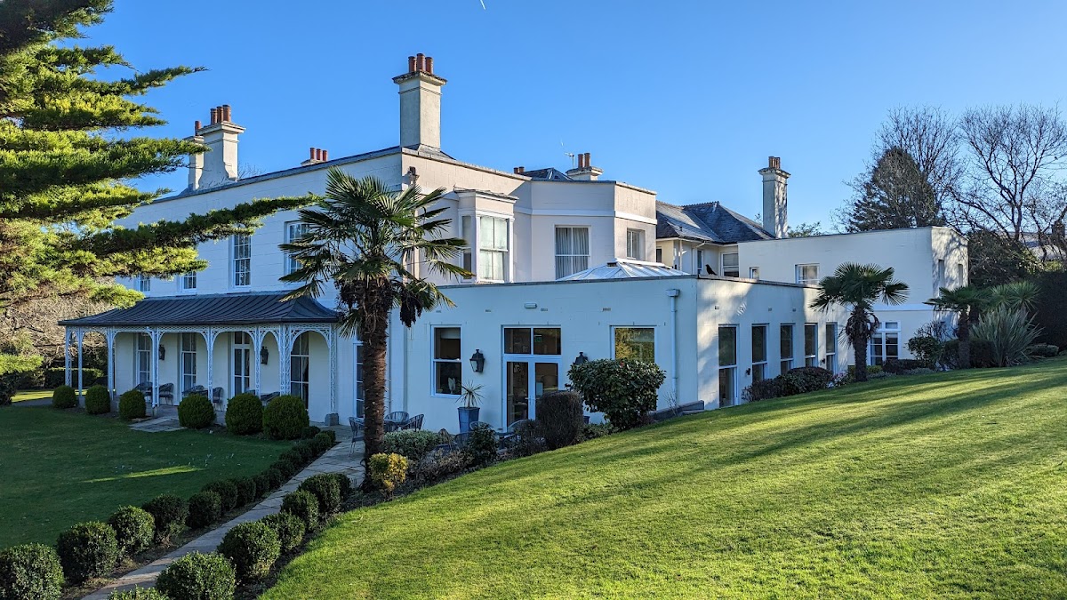 St Elizabeth's House photo 2