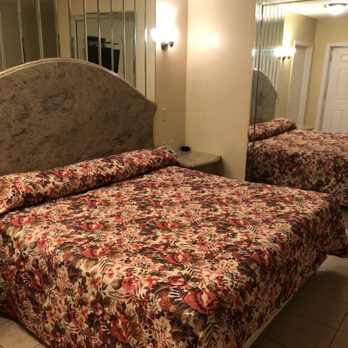 New Stratford Motor Inn photo 2