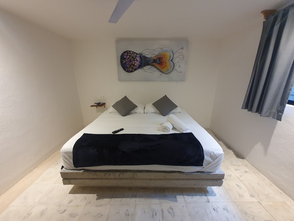 ART STUDIOS Local Accommodation & Art Shop photo 2