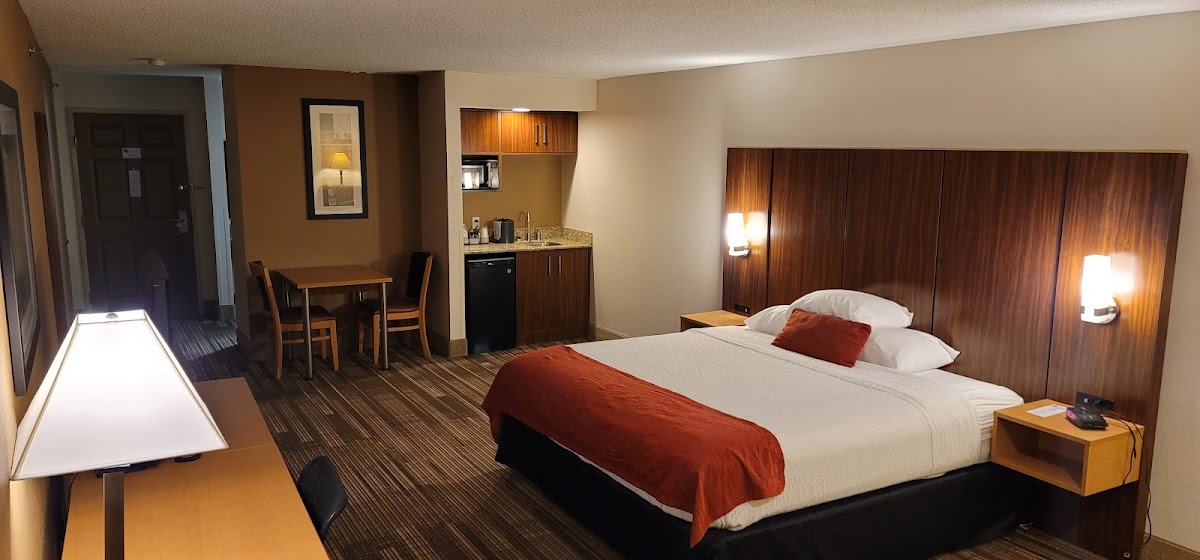 Northfield Inn Suites and Conference Center photo 2