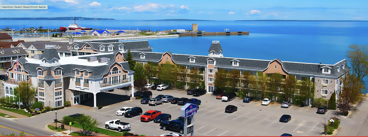 Hamilton Inn Select Beachfront Mackinaw City