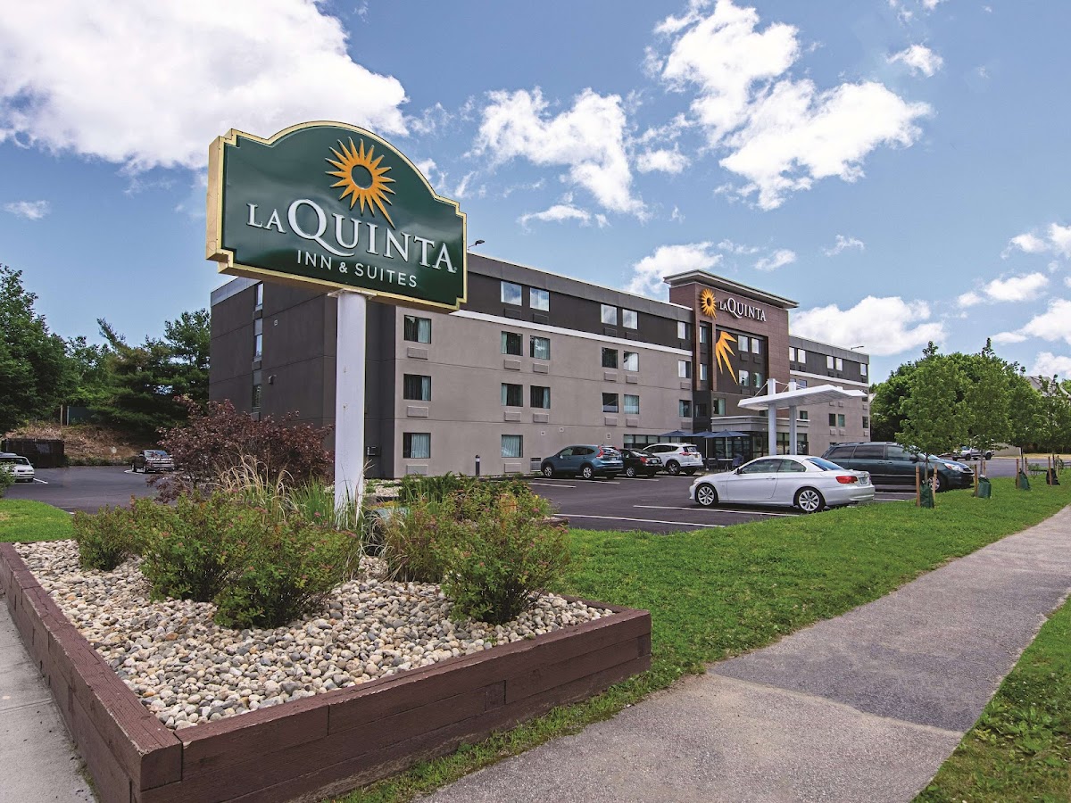 La Quinta Inn & Suites by Wyndham Portland DT/Maine Med