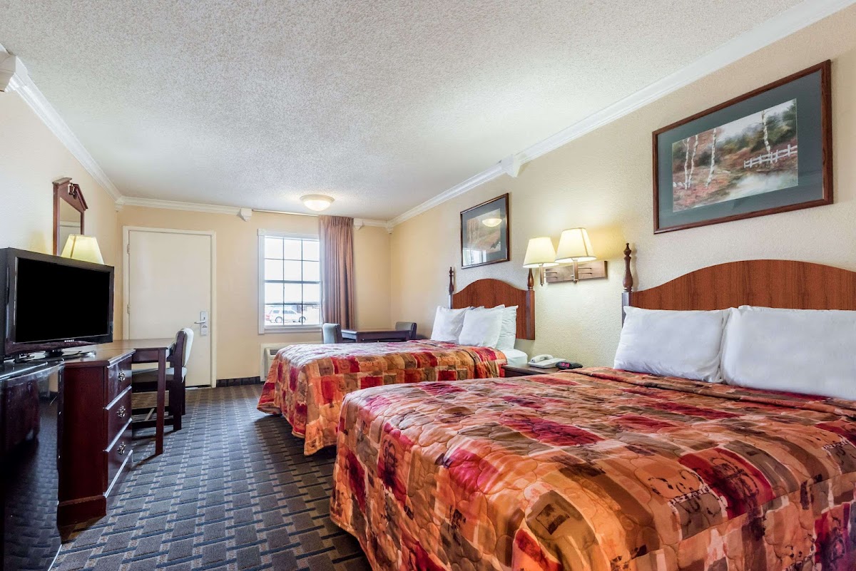 Knights Inn Greenville, TX photo 2