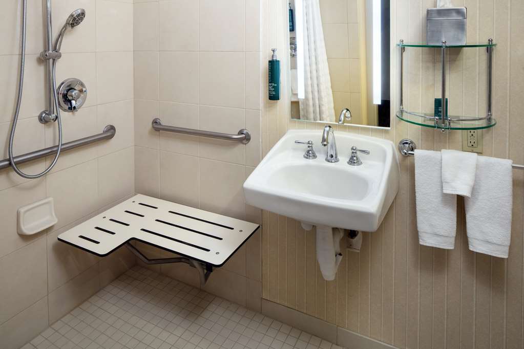 DoubleTree by Hilton Hotel Princeton photo 2