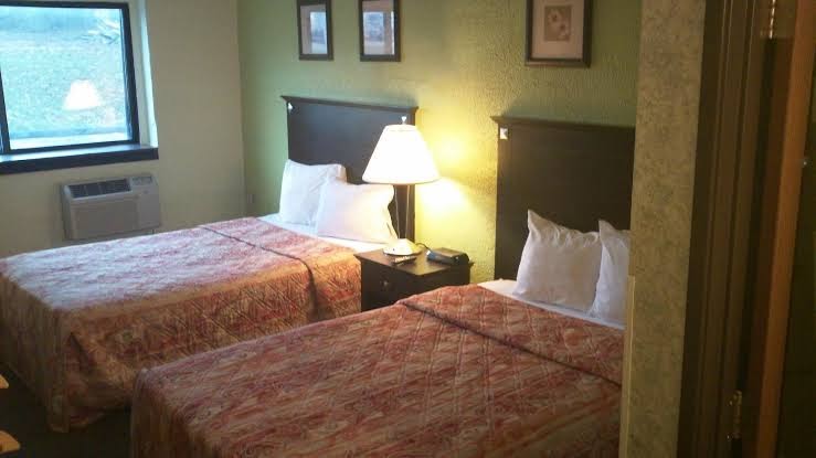 Knights Inn Davenport