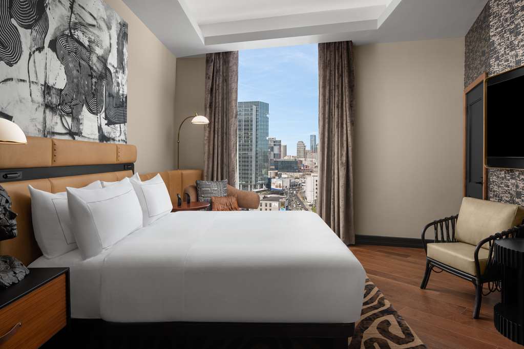 Hotel Fraye Nashville, Curio Collection by Hilton photo 3