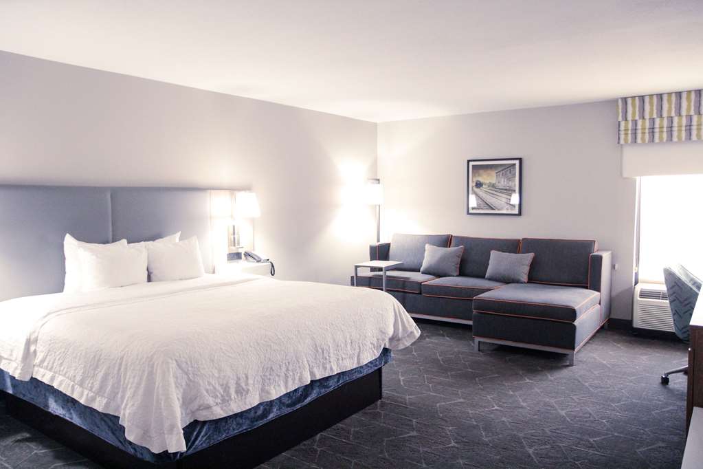 Hampton Inn Greeneville photo 2