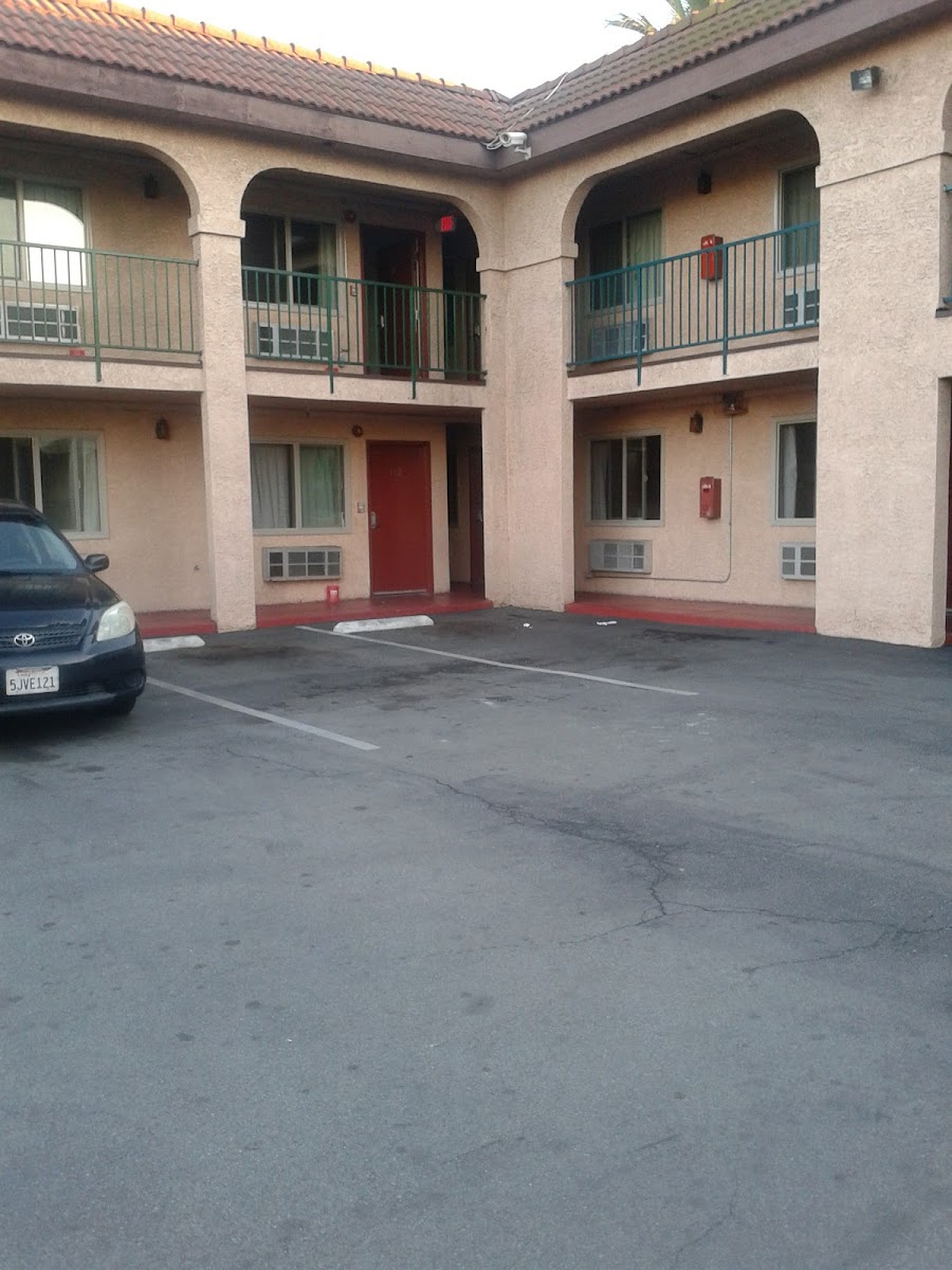 Best Inn Montebello photo 3