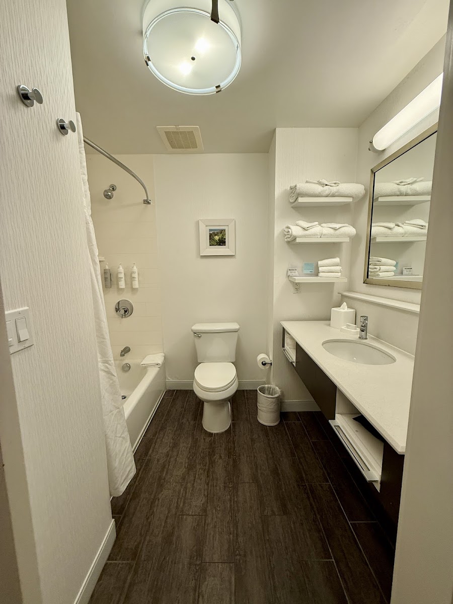 Hampton Inn Santa Barbara/Goleta photo 3