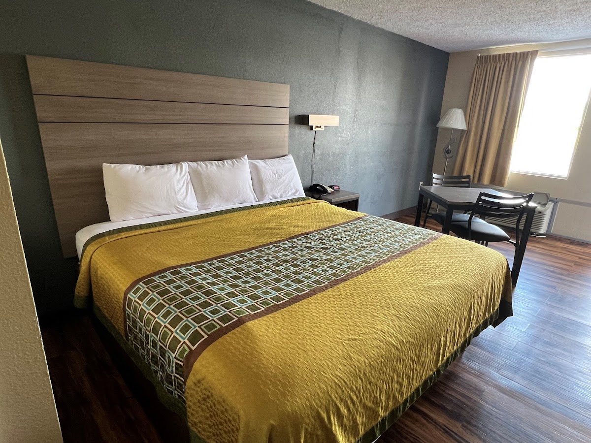 Knights Inn Lumberton photo 2