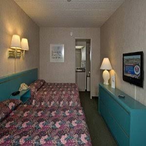 Impala Island Inn at Shorebreak Resorts photo 2