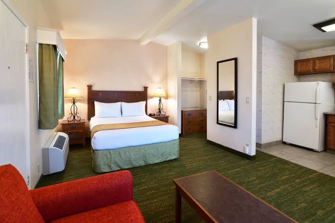 Lamplighter Inn & Suites at SDSU photo 3