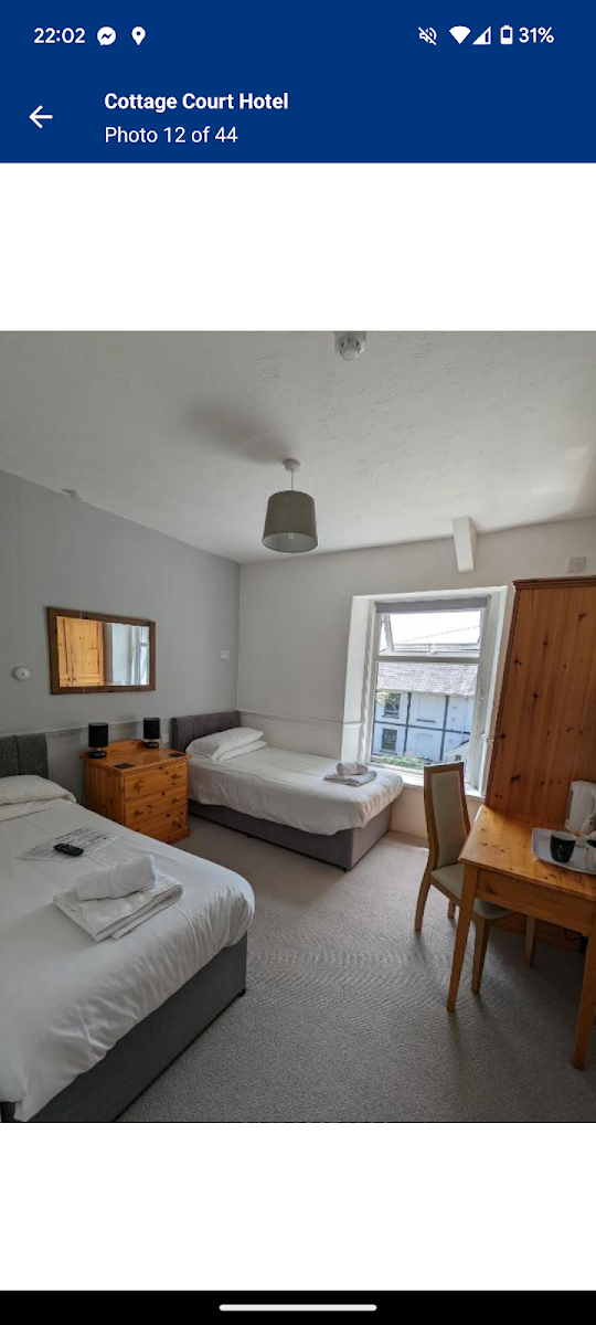 Cottage Court Hotel photo 3