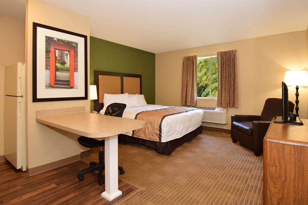 Extended Stay America Suites- Pittsburgh - Airport photo 2