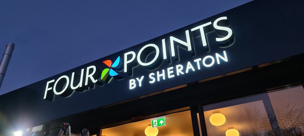 Four Points by Sheraton London Gatwick Airport photo 2