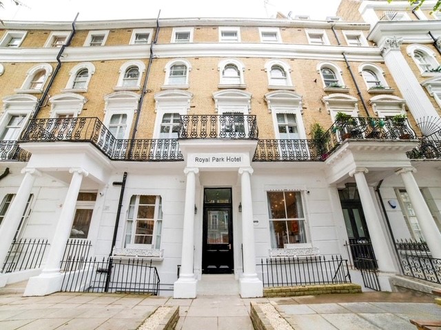 Royal Park Hotel