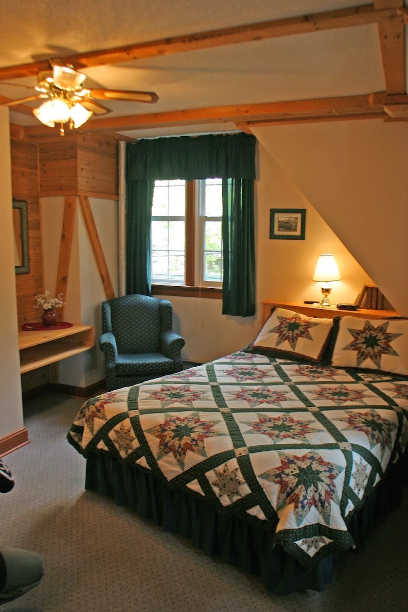 Crandell Mountain Lodge photo 3