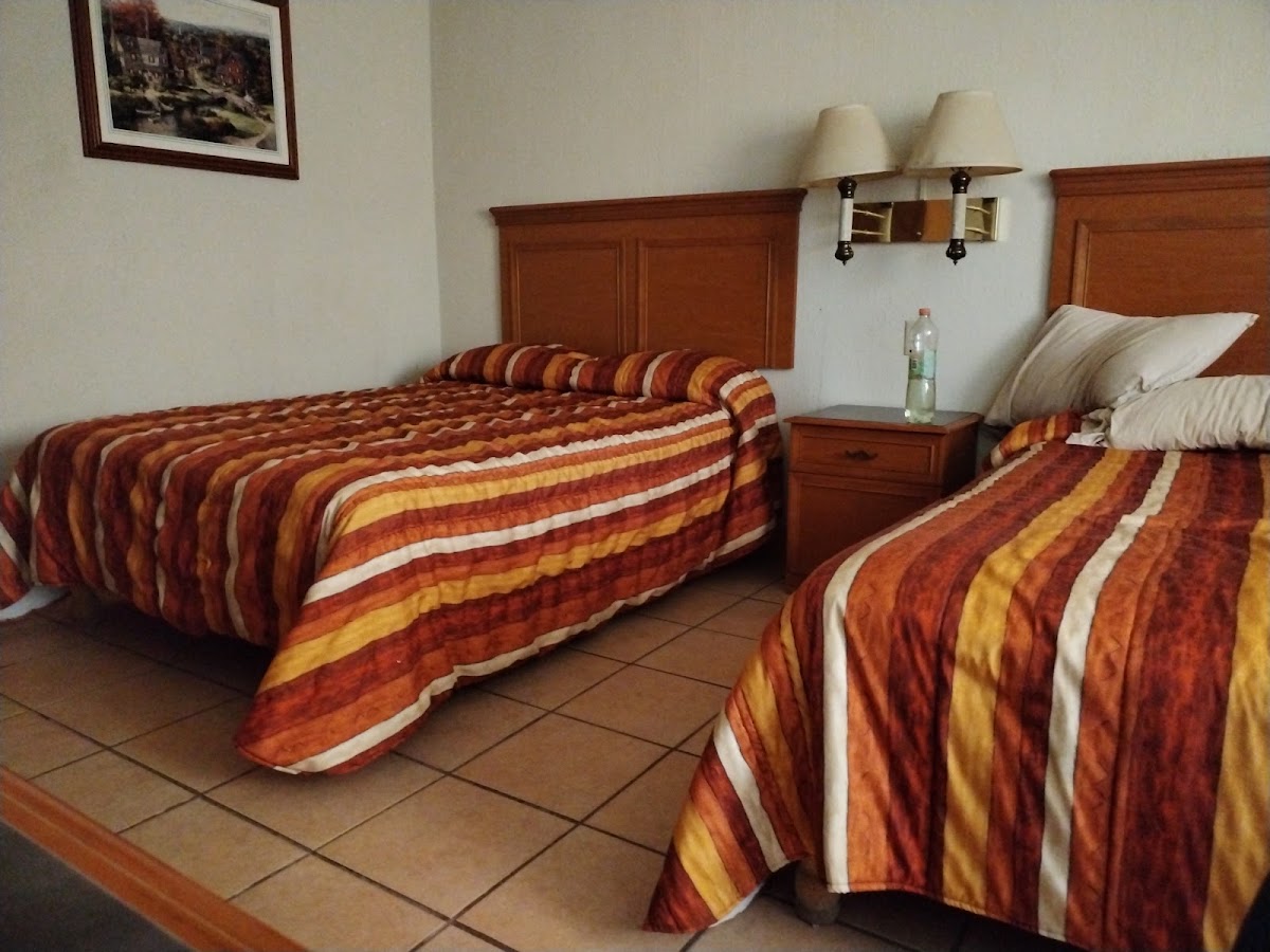 CAPITAL O Hotel La Villa