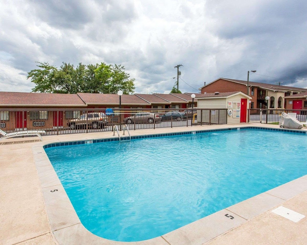 Econo Lodge Nashville North photo 3