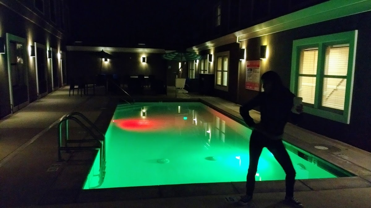 Holiday Inn Express & Suites Santa Cruz, an IHG Hotel photo 3