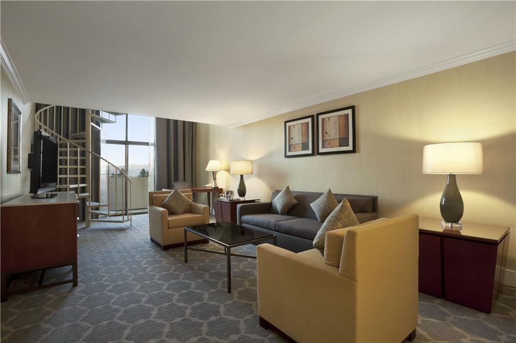 DoubleTree by Hilton Hotel Salt Lake City Airport photo 2