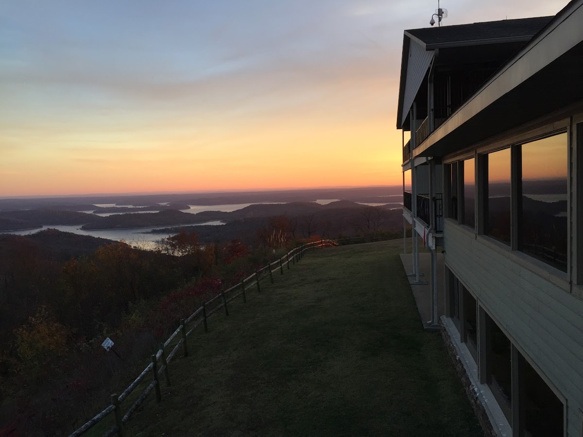 Whitney Mountain Lodge photo 3