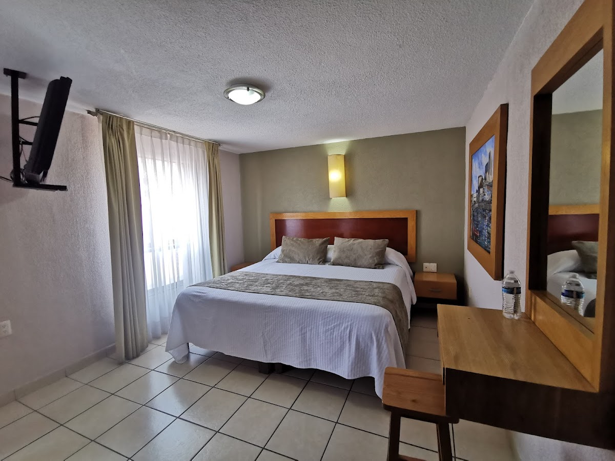 Hotel Qualitel Centro Histórico Morelia photo 2