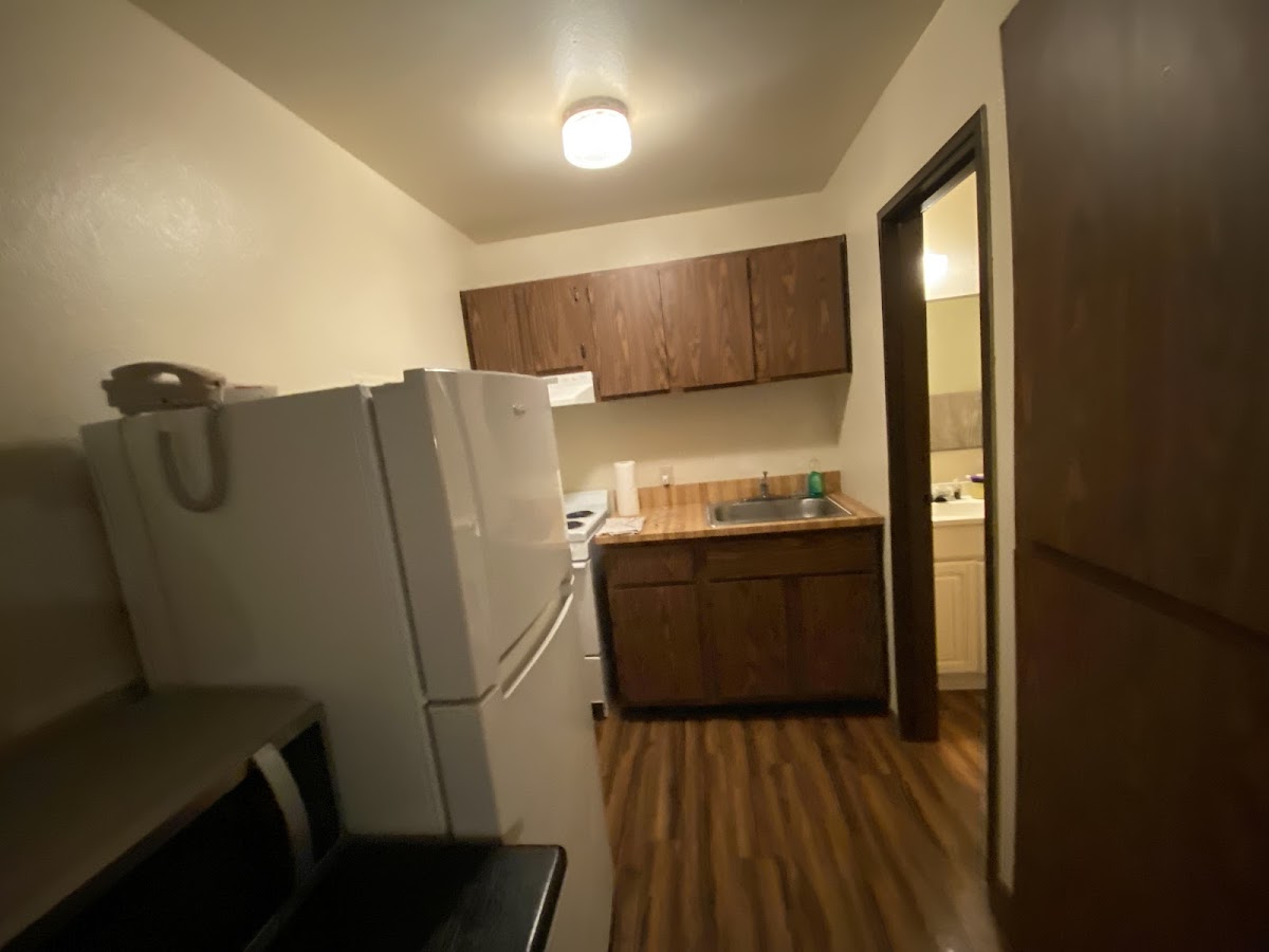 South Cove Apartments photo 3