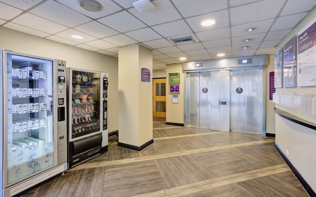 Premier Inn London Putney Bridge hotel photo 3