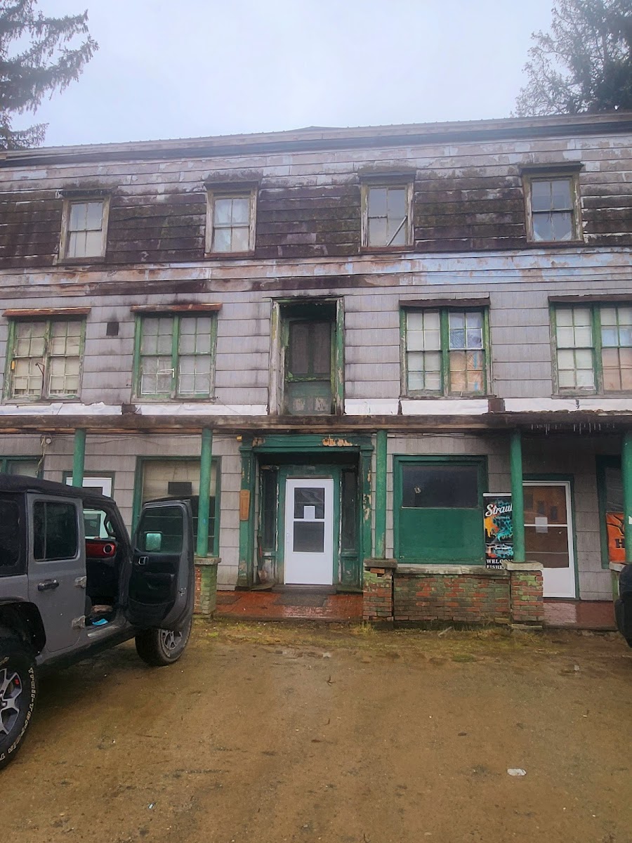 Lee House