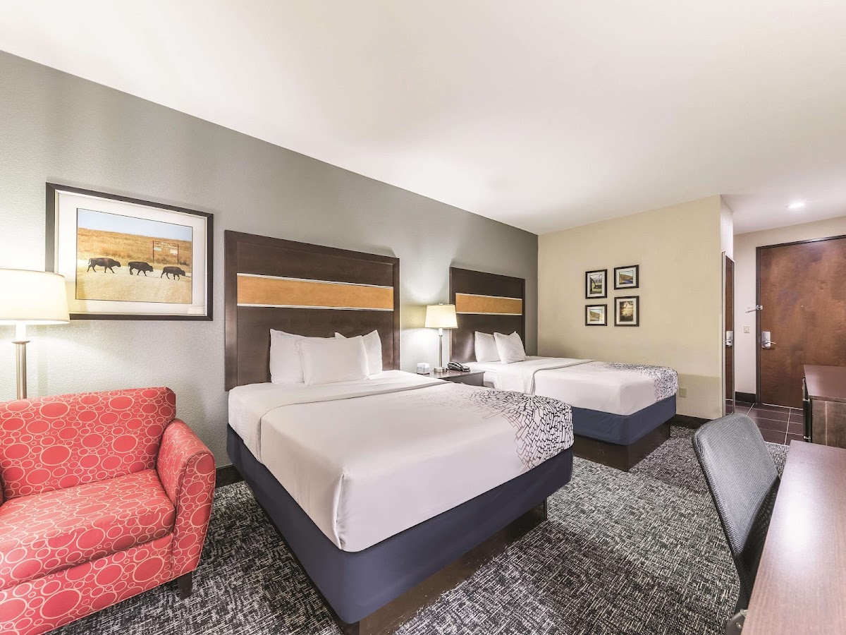La Quinta Inn & Suites by Wyndham - Tulsa - Catoosa Route 66 photo 2