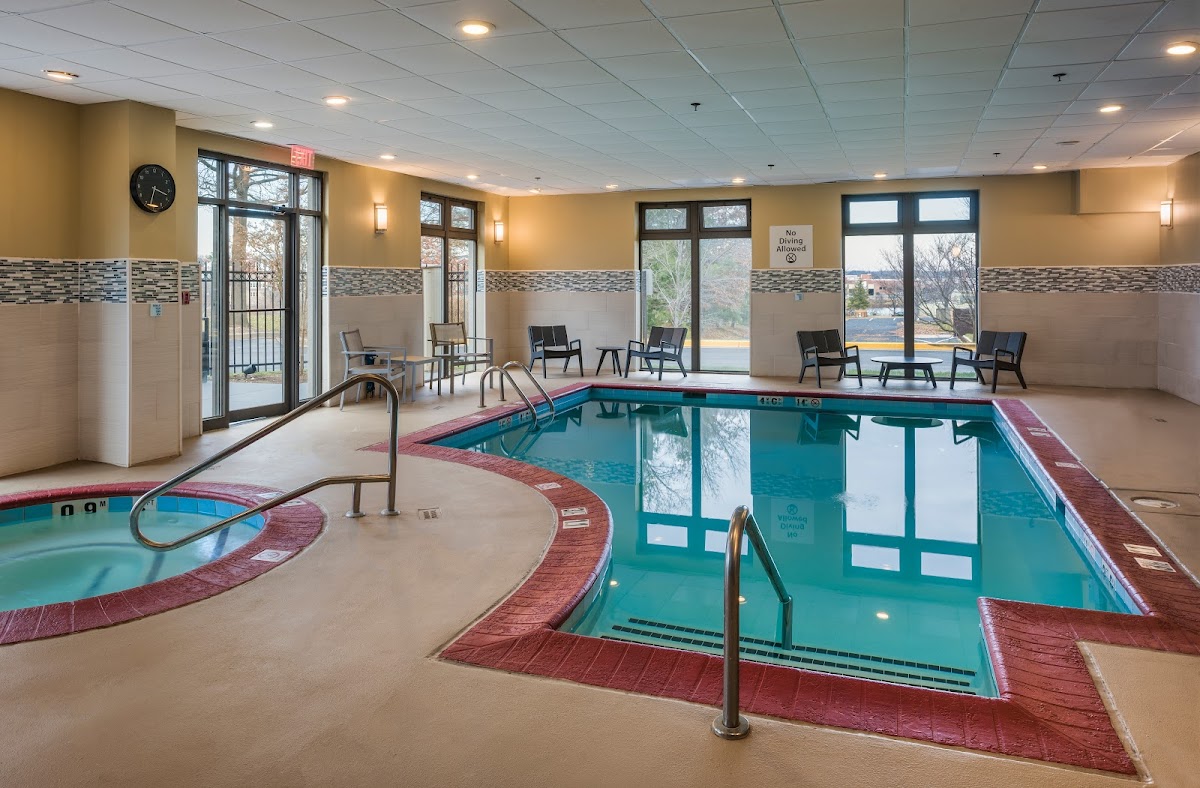 Holiday Inn Express & Suites Laurel by IHG photo 3