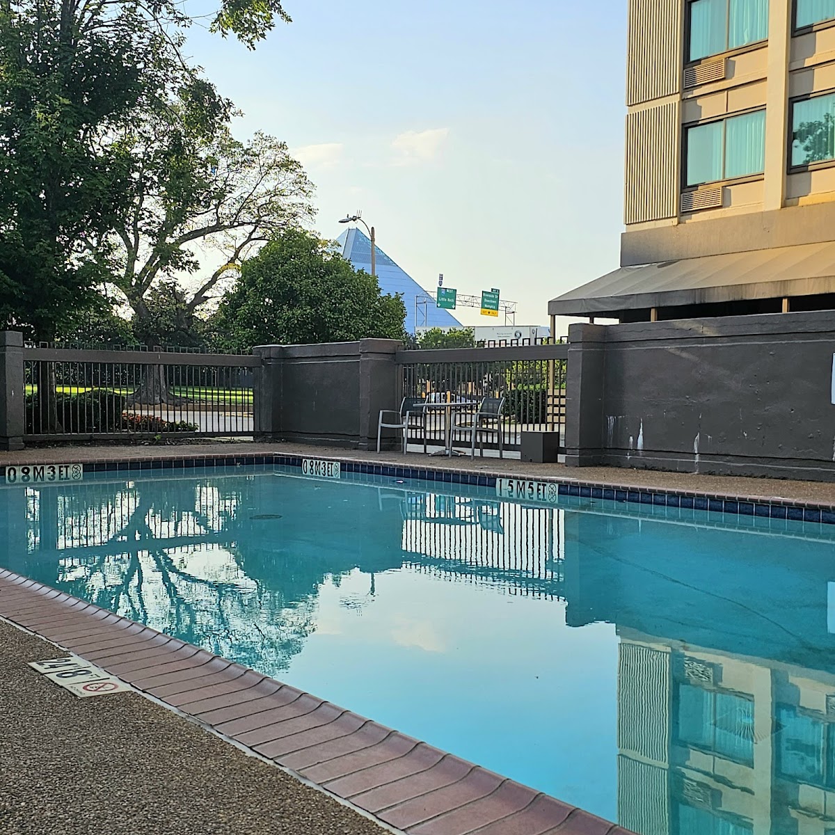 Crowne Plaza Memphis Downtown by IHG photo 3