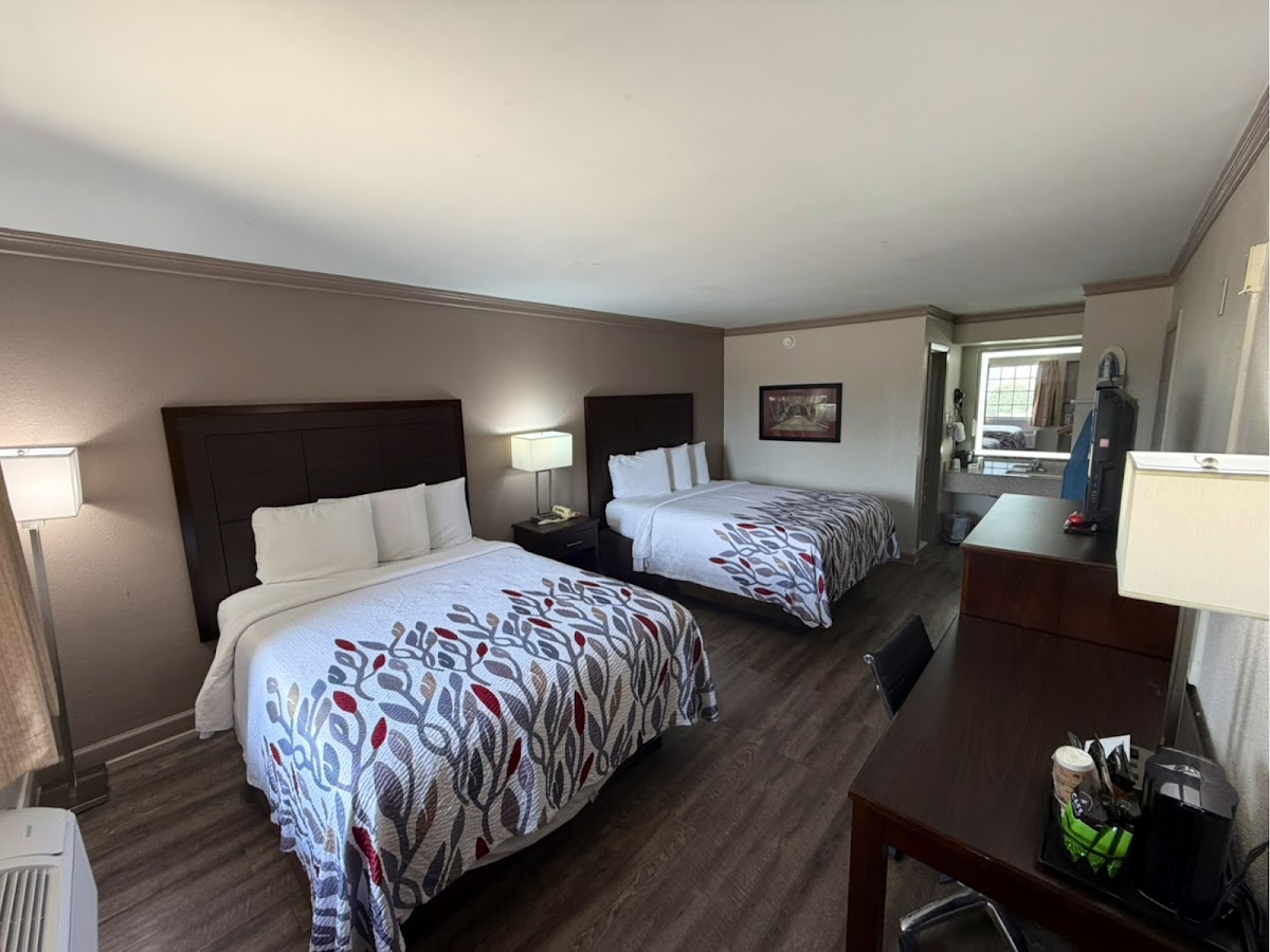 Red Roof Inn Forrest City photo 2
