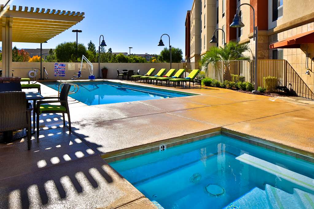 Hampton Inn & Suites Las Vegas South photo 3