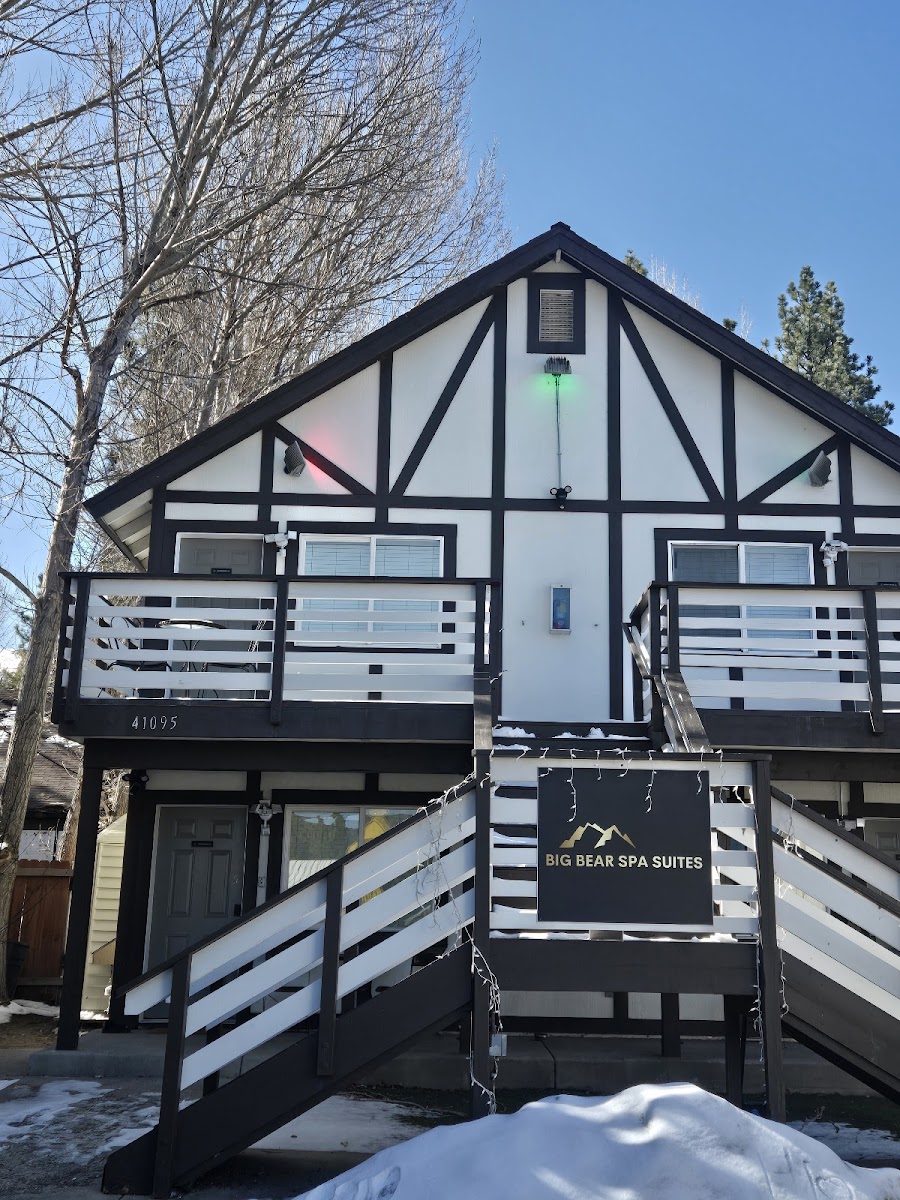 Big Bear Spa Suites