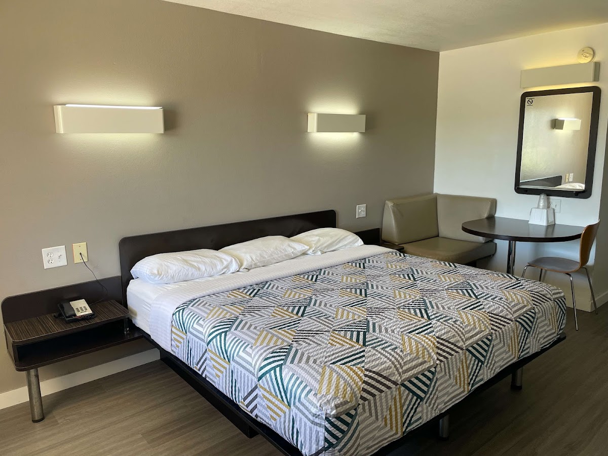 Motel 6 Wichita Falls, TX - North photo 2
