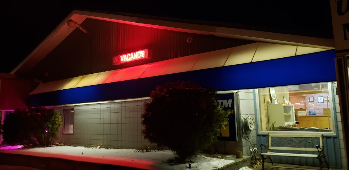 Westwinds Motor Hotel photo 2