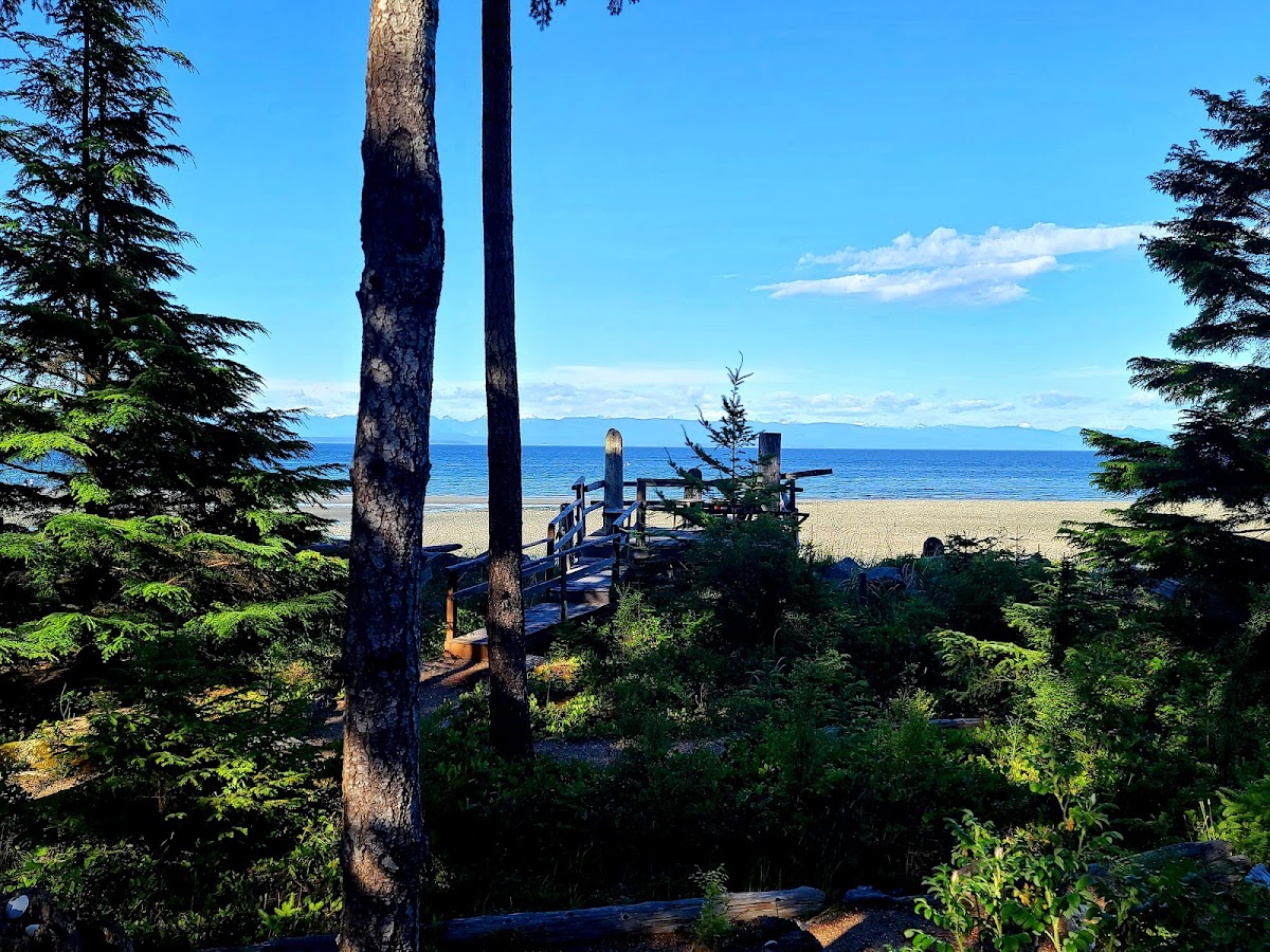 Timberlane Beach Resort photo 2