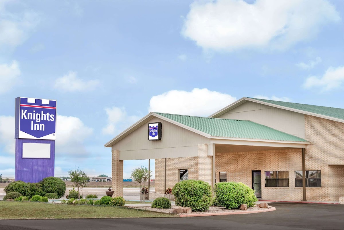 Knights Inn Slaton